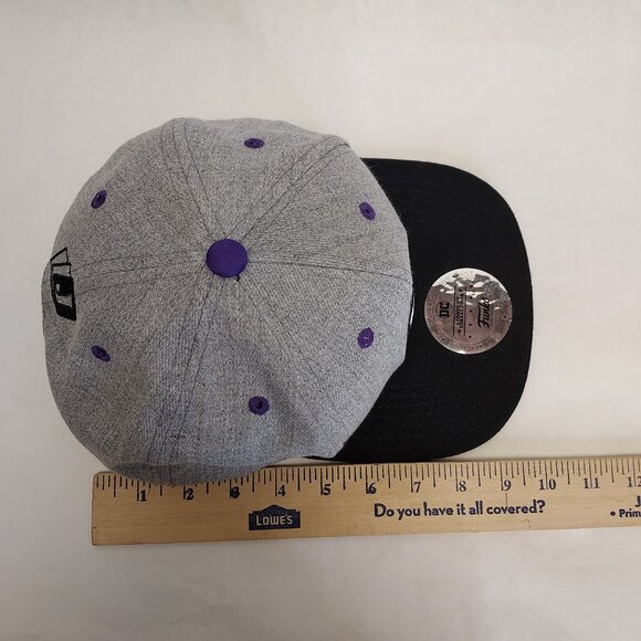 The Joker Funko Snapback Baseball Cap Hat DC Comics Gray Black Purple New - Picture 14 of 16